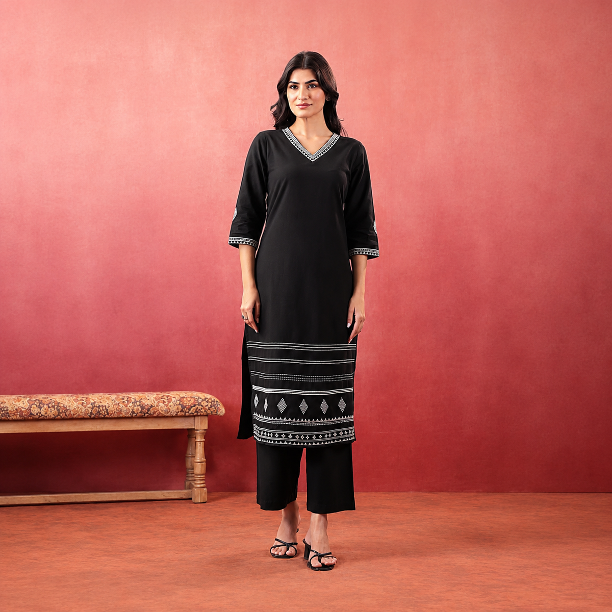 Black Embroidered Straight Top & Pant – TP008